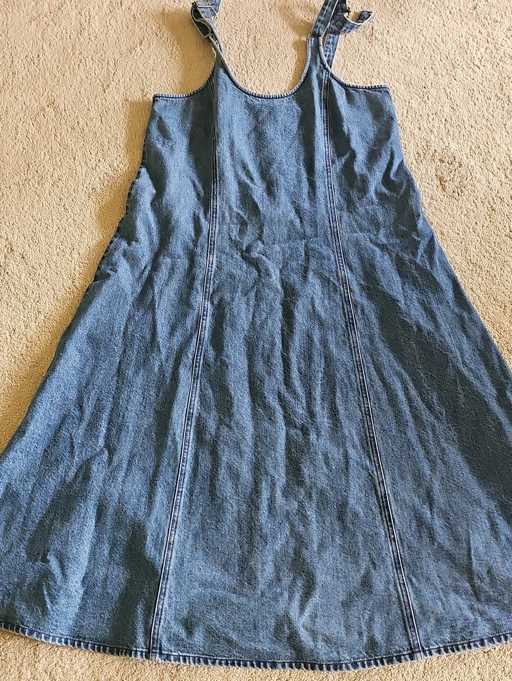 Madewell Denim Scoopneck Midi Dress - Picture 5 of 8